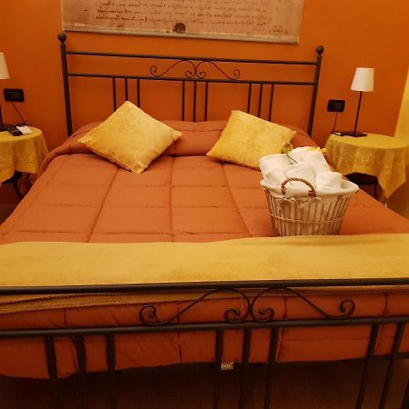 Bed and Breakfast Ghiro Ghiotto П'єтра-Лігуре Екстер'єр фото