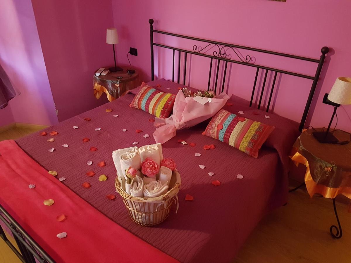 Bed and Breakfast Ghiro Ghiotto П'єтра-Лігуре Екстер'єр фото